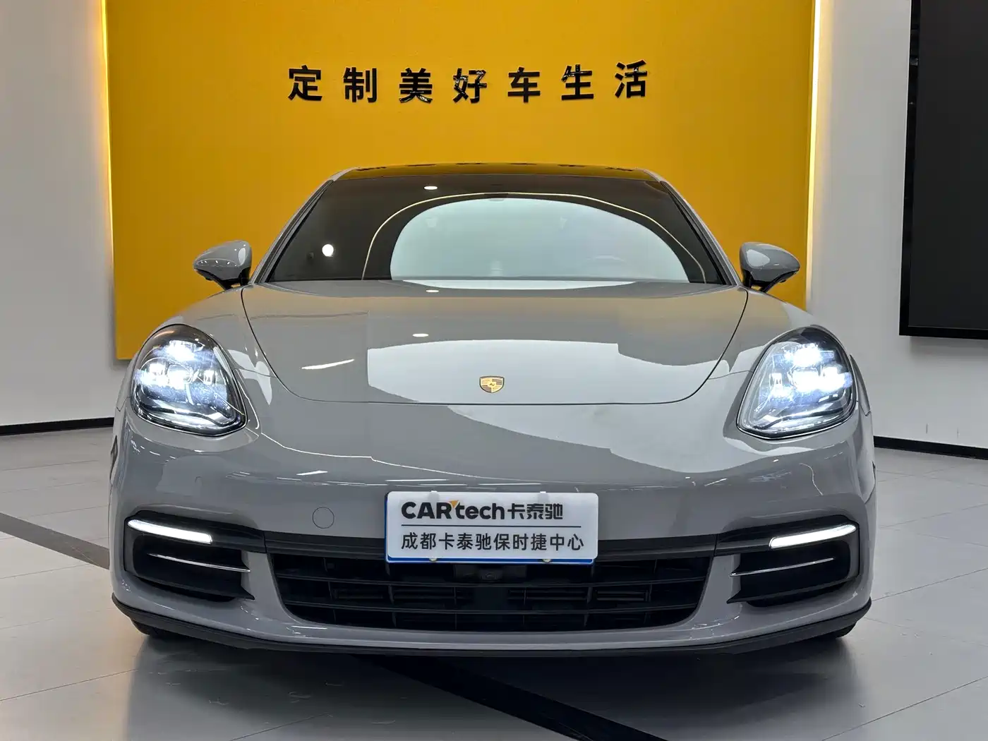 Porsche Panamera 2017 Panamera 4 Executive Long Wheelbase 3.0T фото 2