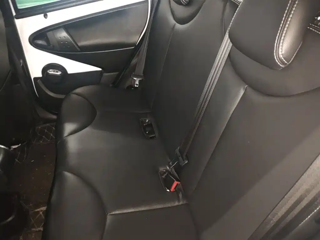 BYD F0 2015 1.0L AMT Xuan Cool Edition фото 17
