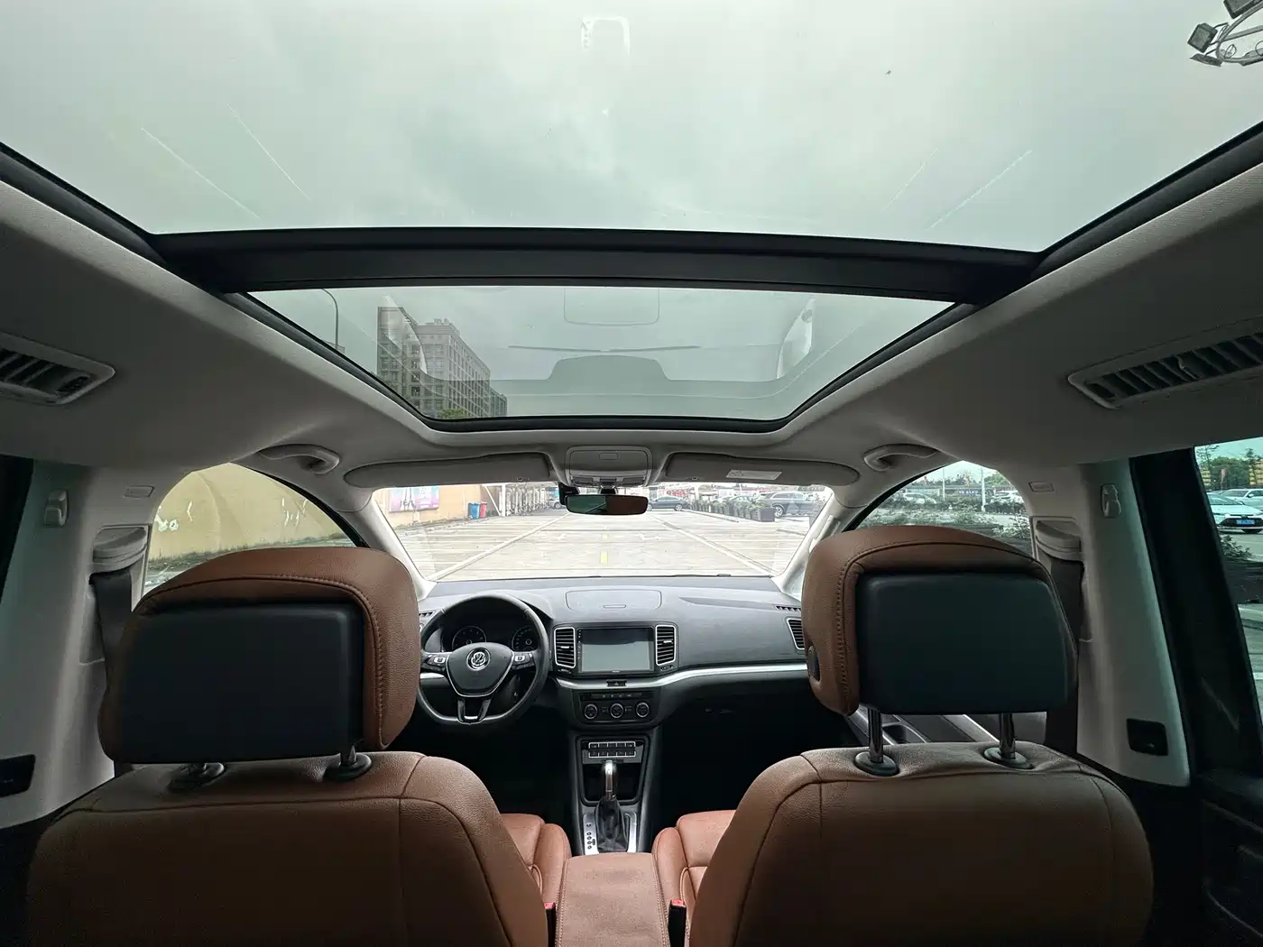 Volkswagen Sharan 2018 380TSI Comfort 7-Seater фото 15
