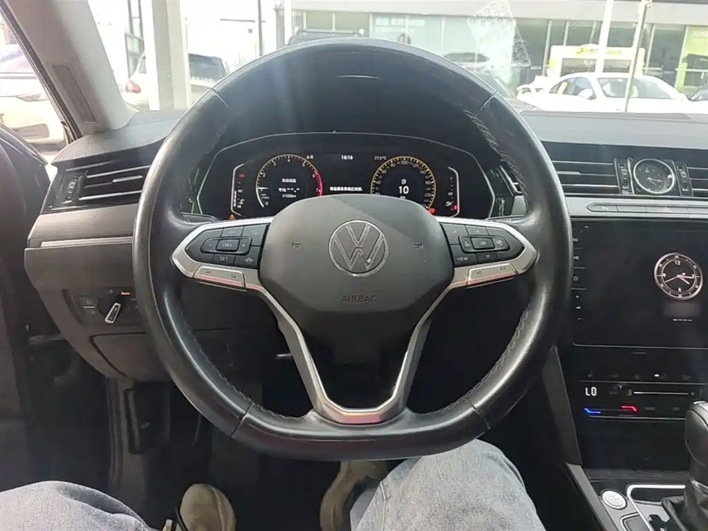 Volkswagen Magotan 2020 330TSI DSG Luxury фото 11