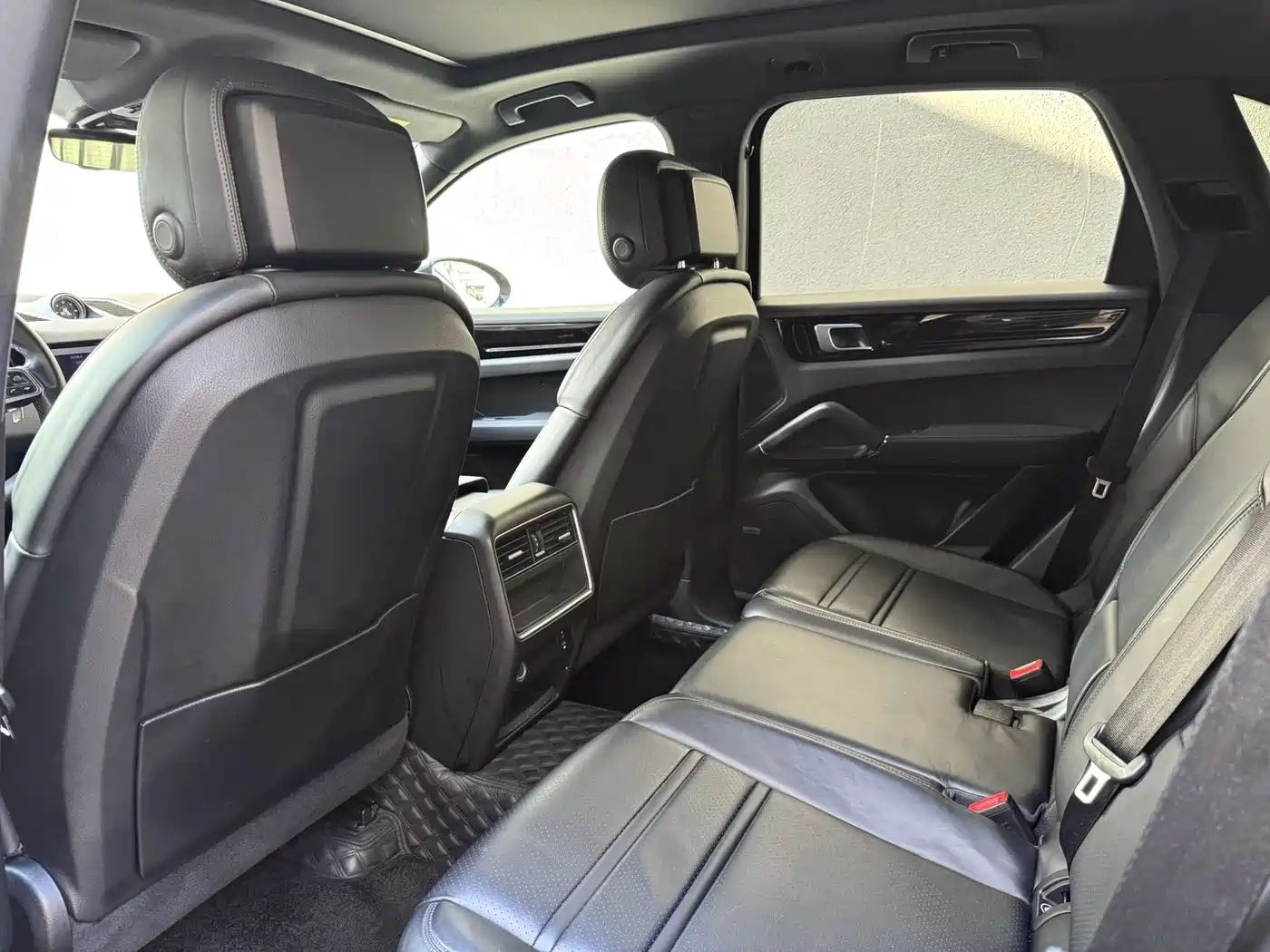 Porsche Cayenne 2019 Cayenne 3.0T фото 2