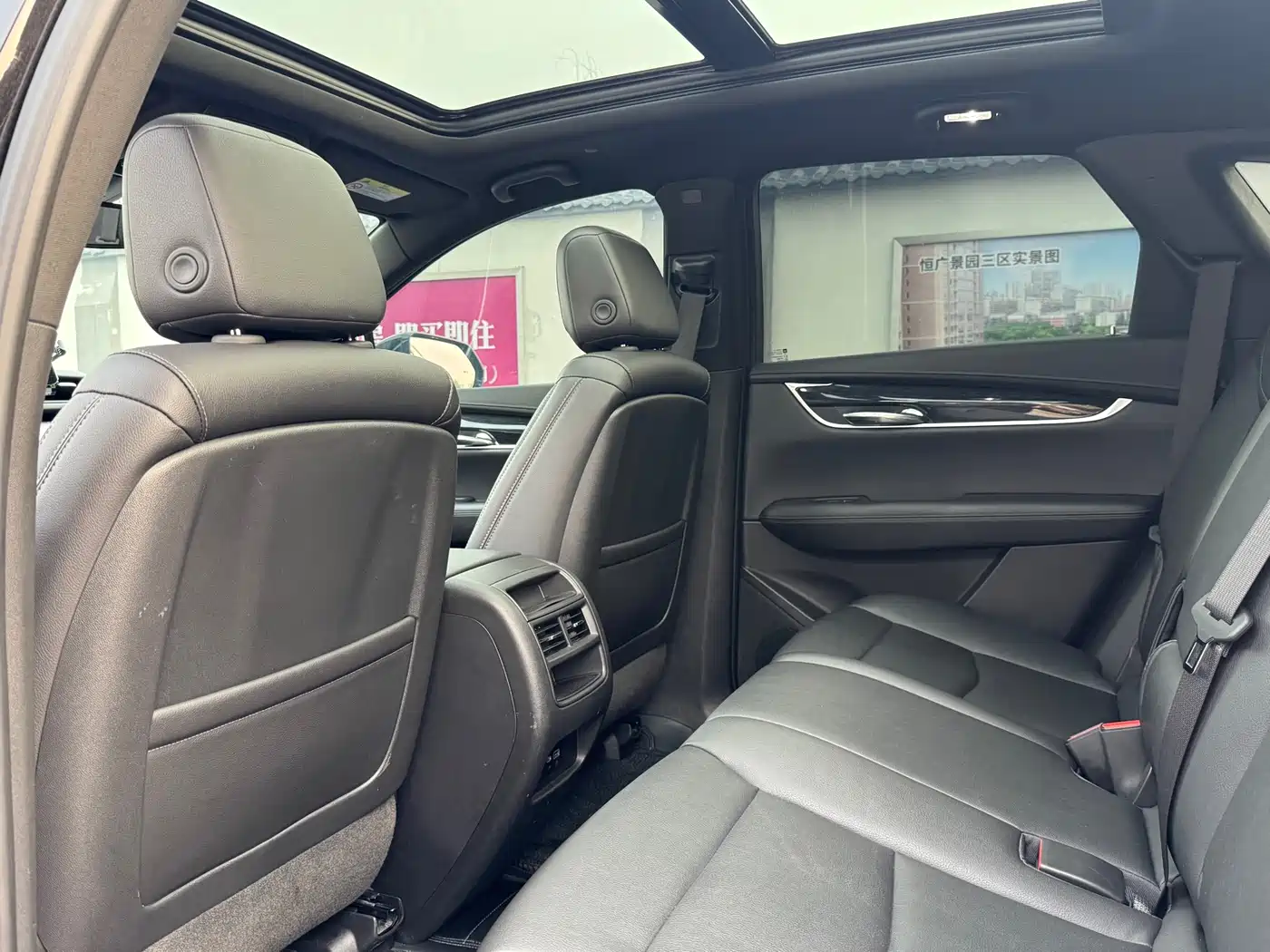 Cadillac XT5 2022 2.0T 2WD Luxury фото 9