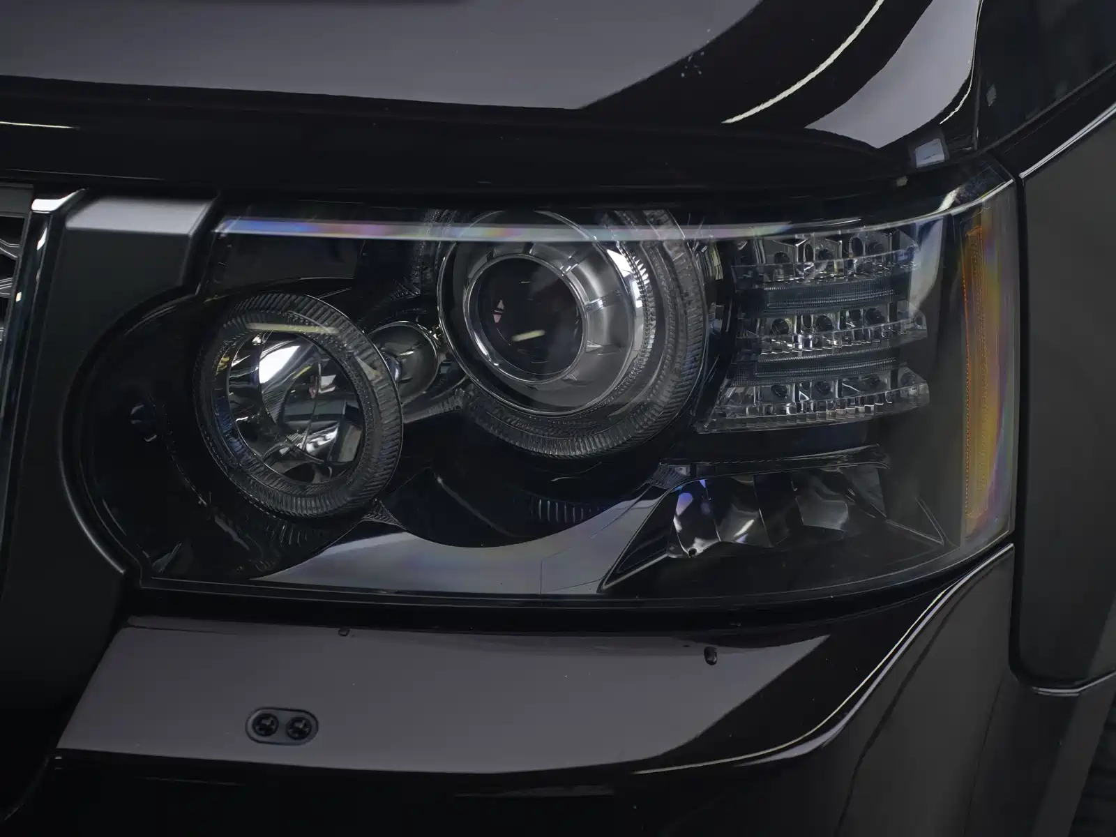Photo 13 - Land Rover Range Rover