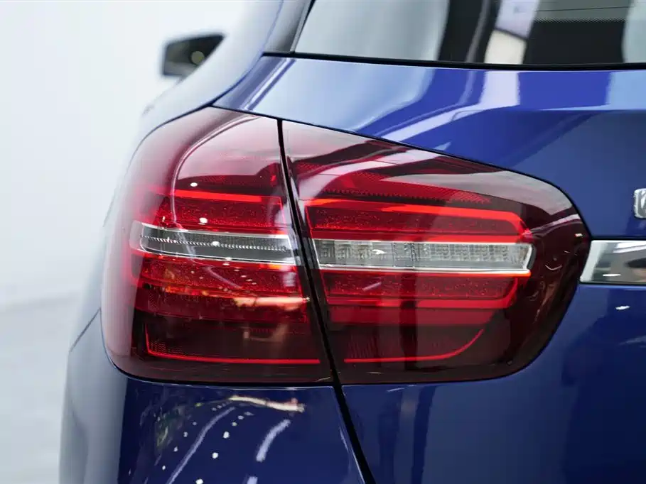 Mercedes-Benz GLA 2019 GLA 200 Fashion фото 14