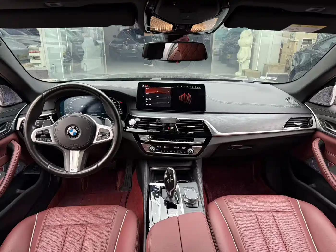 BMW 5 Series 2021 530Li Leading M Sport Package фото 7