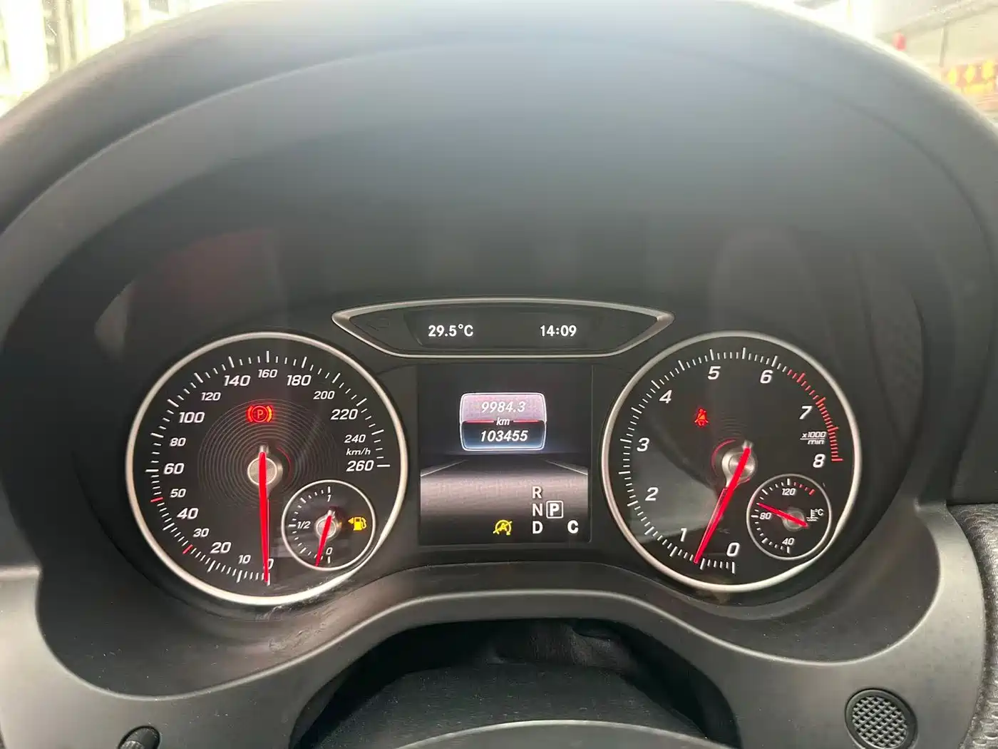 Mercedes-Benz A-Class (Import) 2016 A 200 Dynamic фото 11