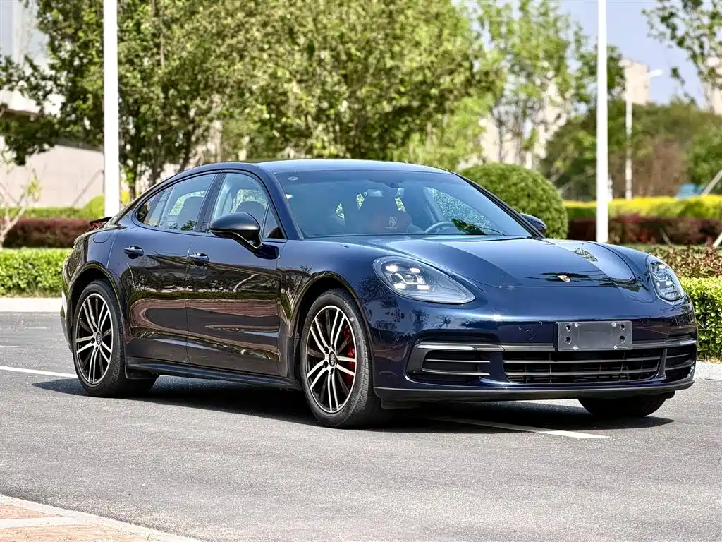Porsche Panamera 2017 Panamera 3.0T фото 3