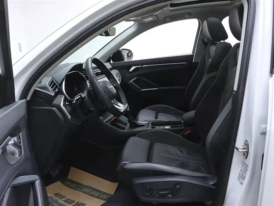 Audi Q3 Sportback 2022 40 TFSI Fashion фото 14