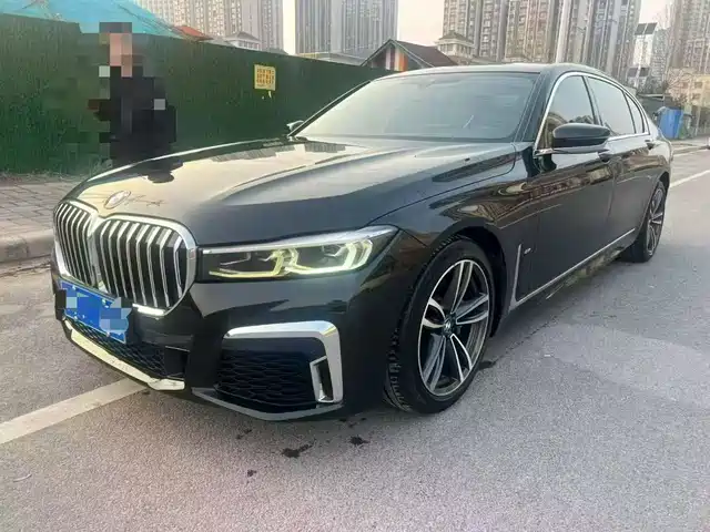 BMW 7 SERIES