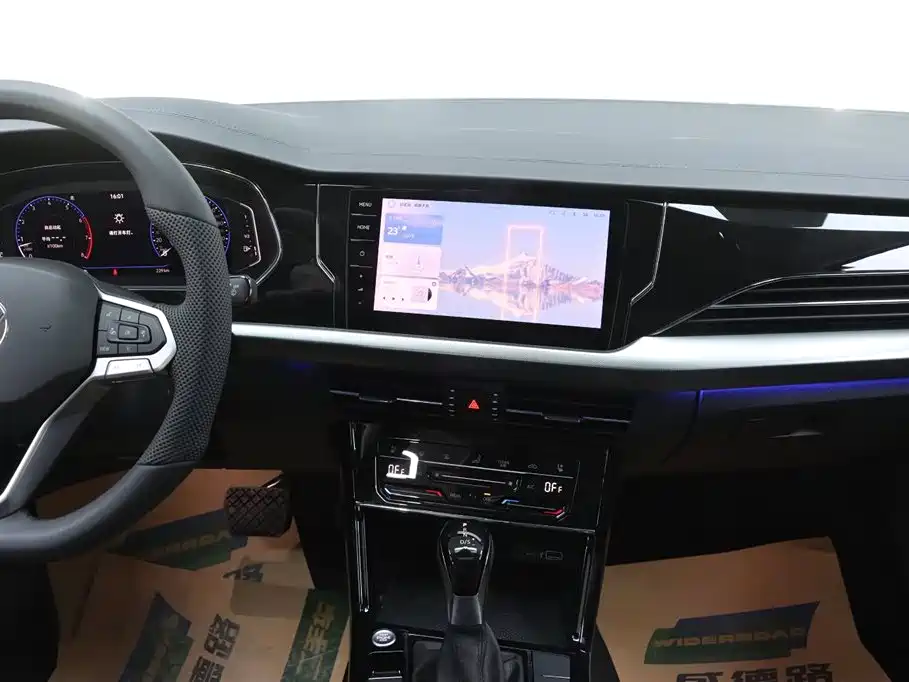 Volkswagen Passat 2026 Outstanding Edition 380TSI Dragon Glory Version фото 25