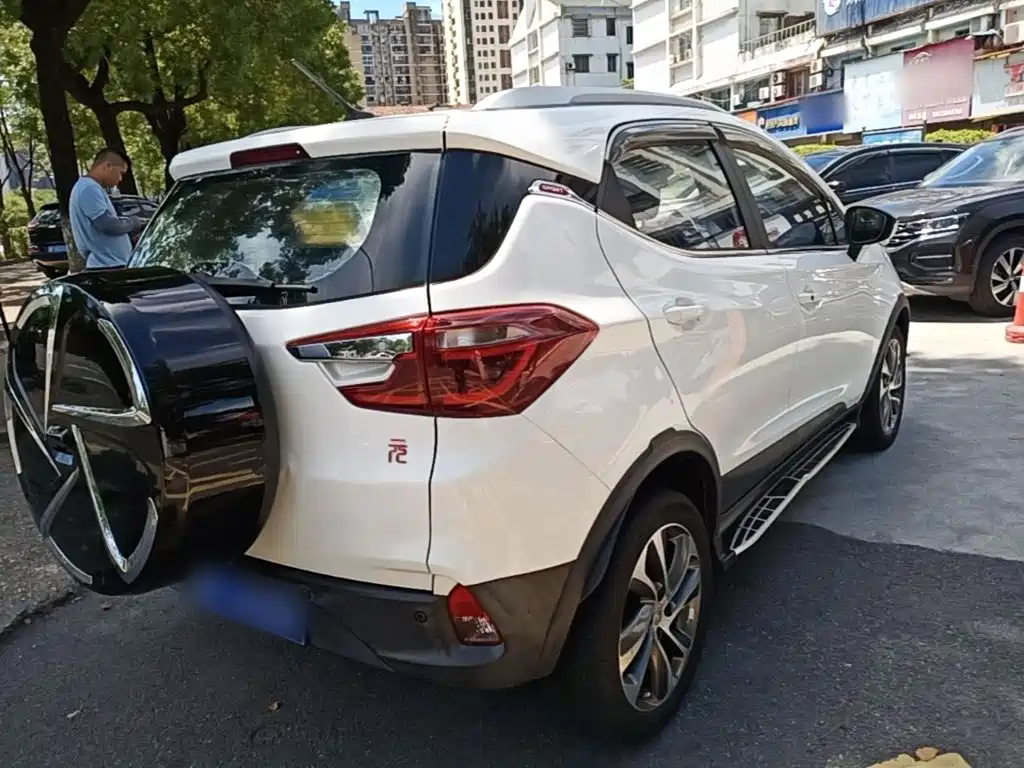 BYD Yuan 2018 2017 1.5L Manual Panoramic Sunroof
