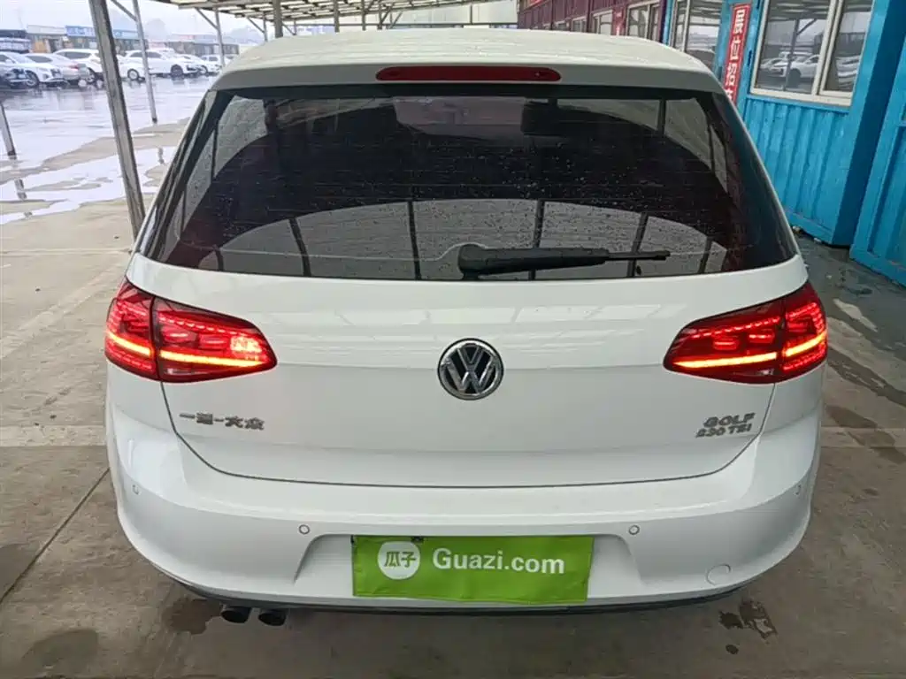 Volkswagen Golf 2016 230TSI Automatic Luxury фото 6