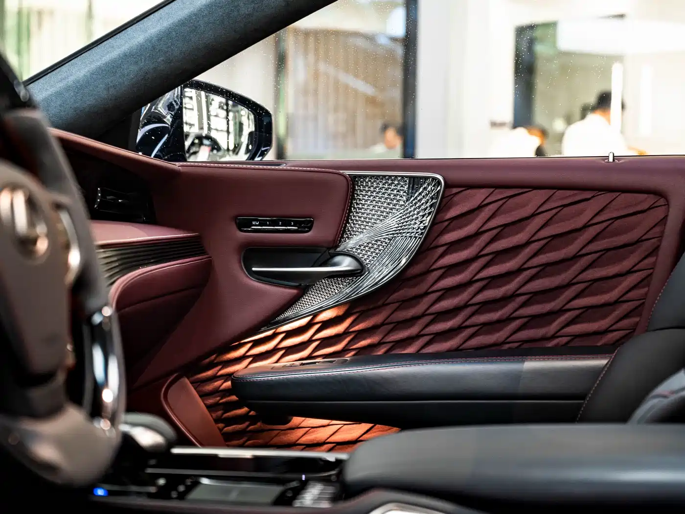Lexus LS 2020 500h Executive (China VI) фото 21