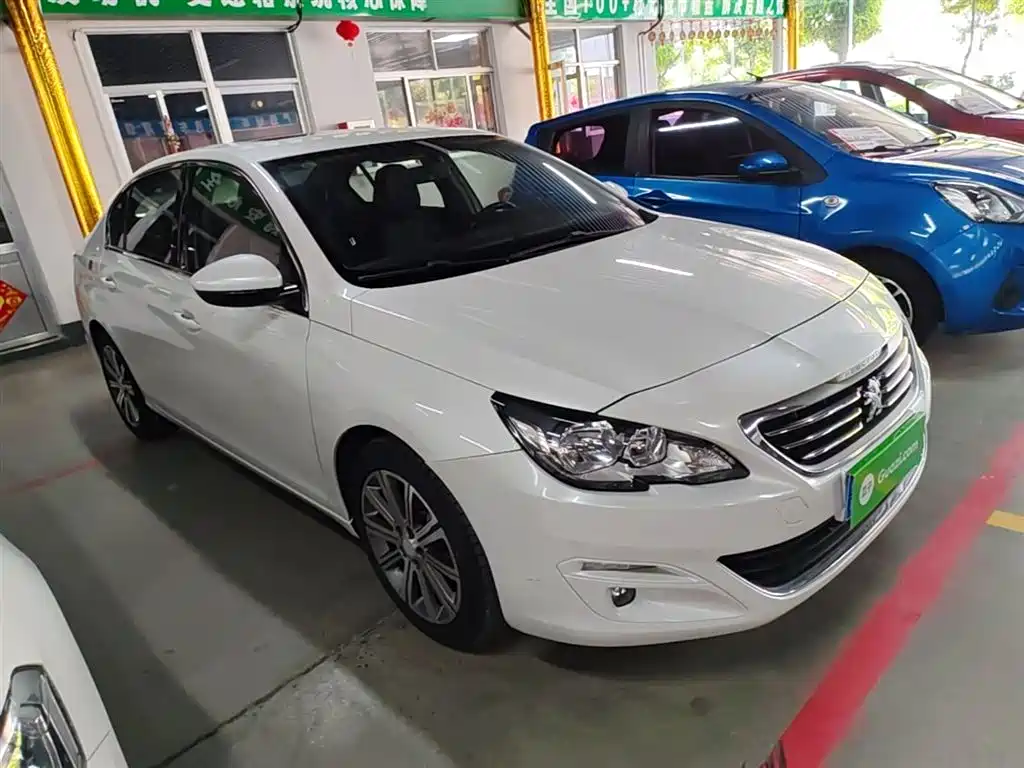 Peugeot 408 2014 1.8L Automatic Luxury Edition фото 4