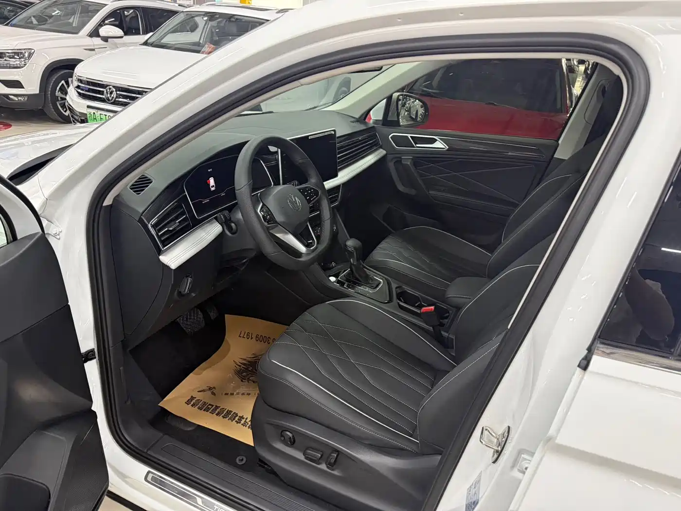 Volkswagen Tiguan L 2023 280TSI 2WD Trend Limited Edition фото 6