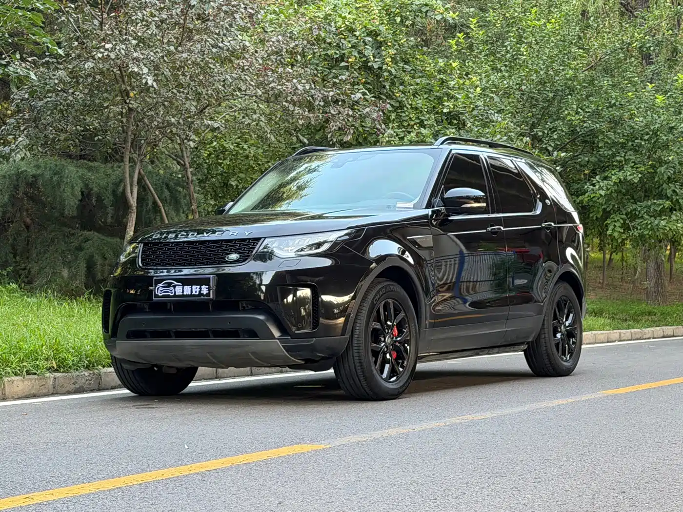 Фото 1 - Land Rover Discovery