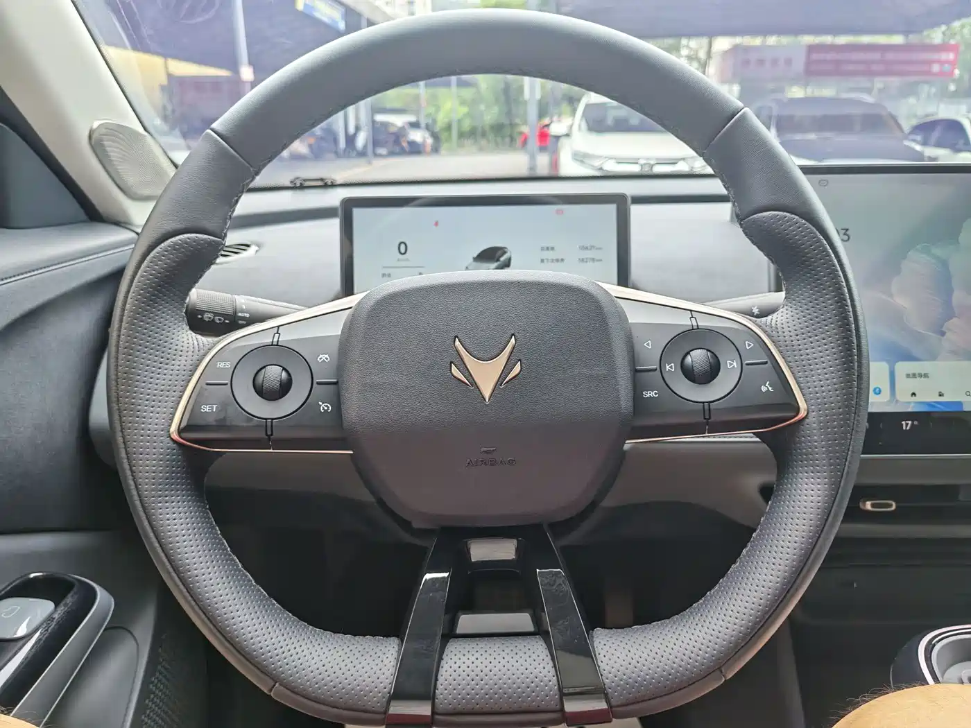 ARCFOX T1 2026 2025 425 Mid-range Version