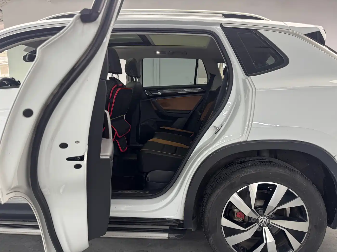 Volkswagen Tayron 2019 330TSI 4WD Luxury China VI фото 5