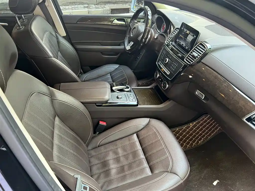 Mercedes-Benz GLS 2018 GLS 400 4MATIC Dynamic фото 18