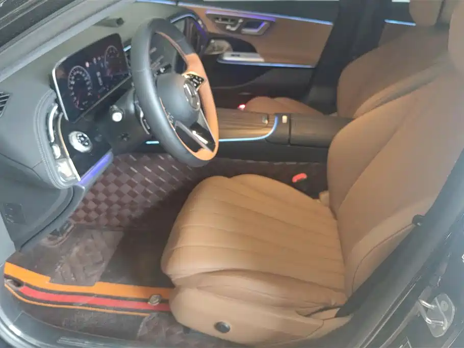 Mercedes-Benz E-Class 2024 Model E 300 L Luxury фото 9