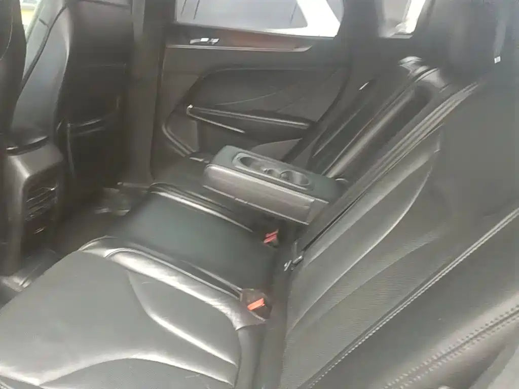 Photo 17 - Lincoln MKC
