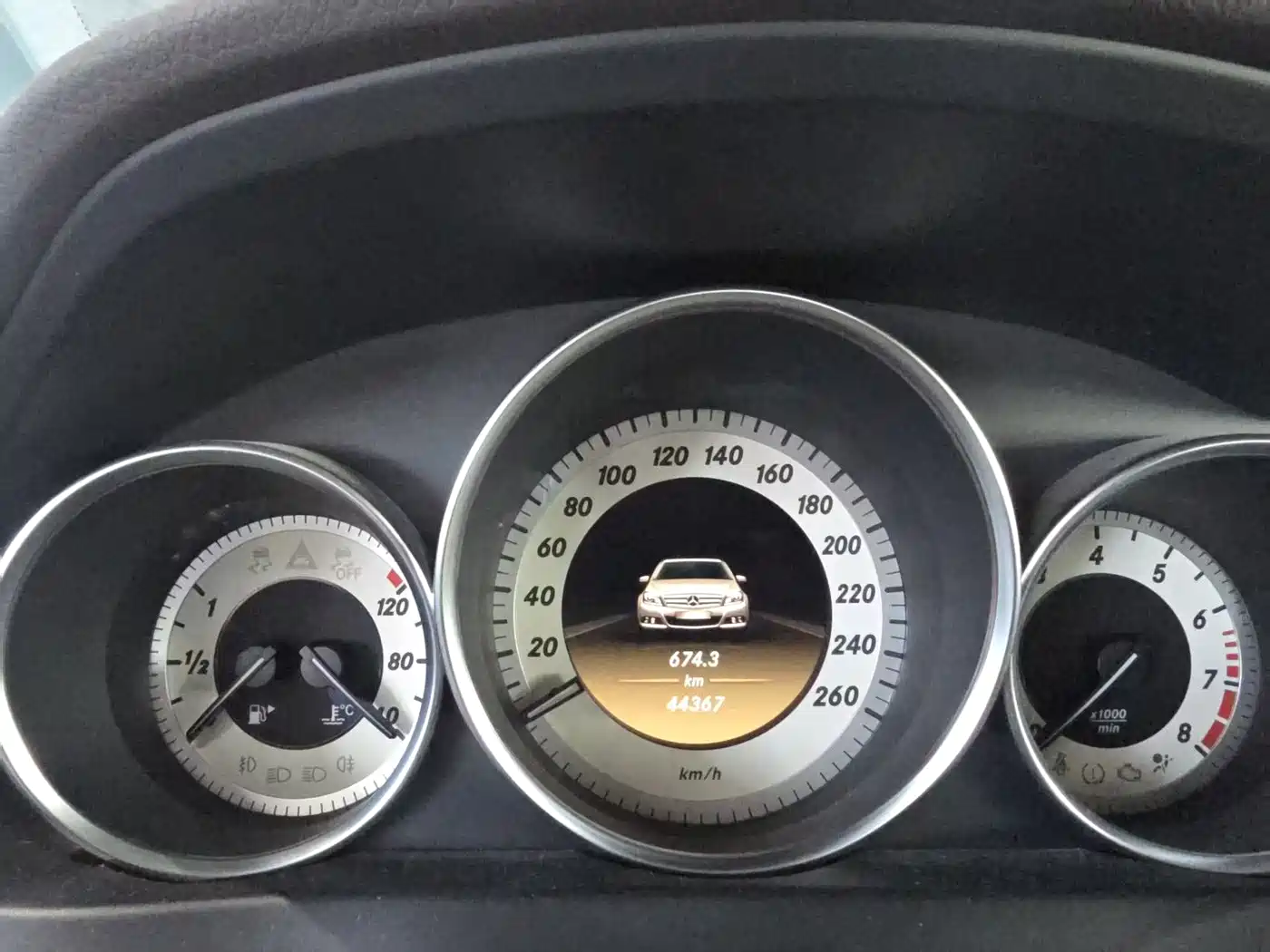 Mercedes-Benz C-Class 2011 C 200 CGI Elegance фото 5