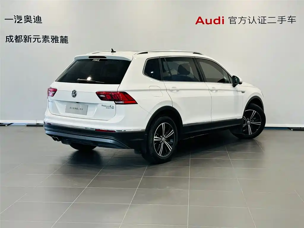 Volkswagen Tiguan L 2019 330TSI Automatic 2WD Panorama Comfort Edition China VI фото 4