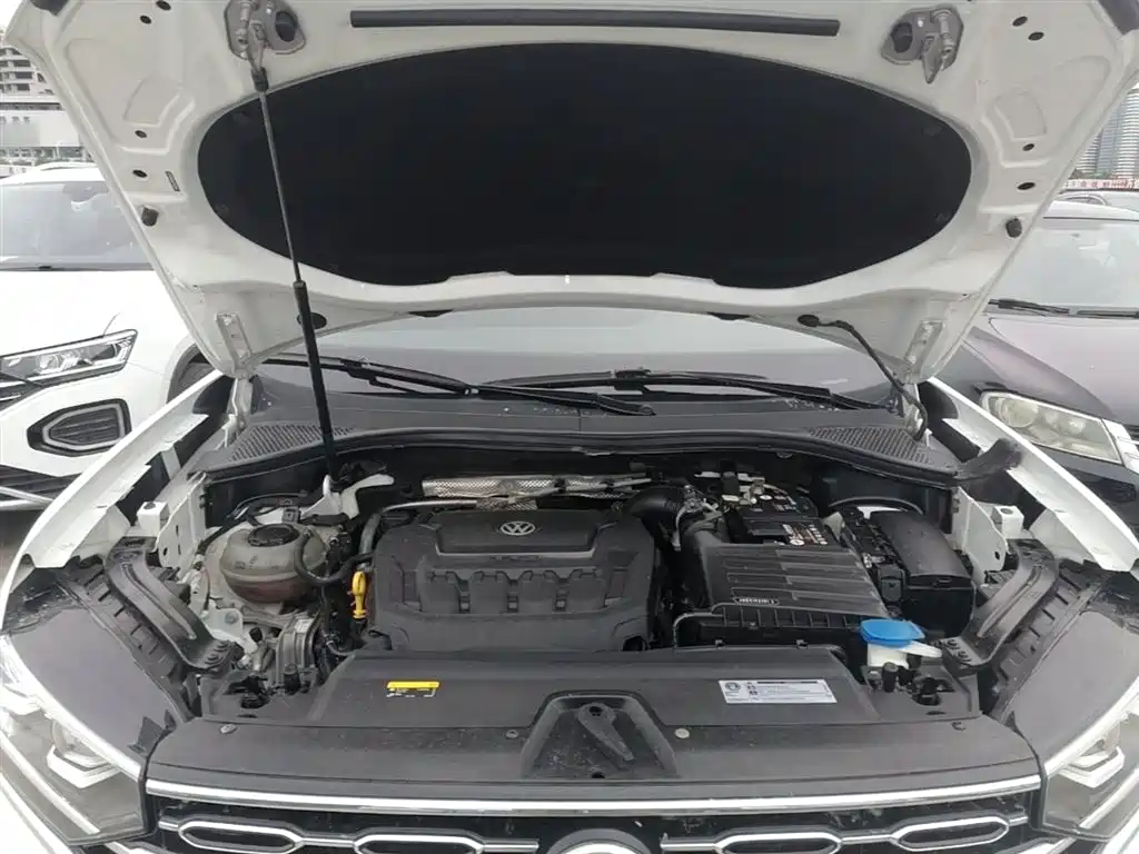 Volkswagen Tayron 2019 330TSI 2WD Luxury China VI фото 20