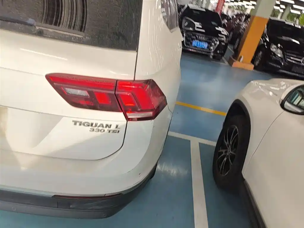 Volkswagen Tiguan L 2019 330TSI Auto 2WD Smart Luxury Edition China V фото 8