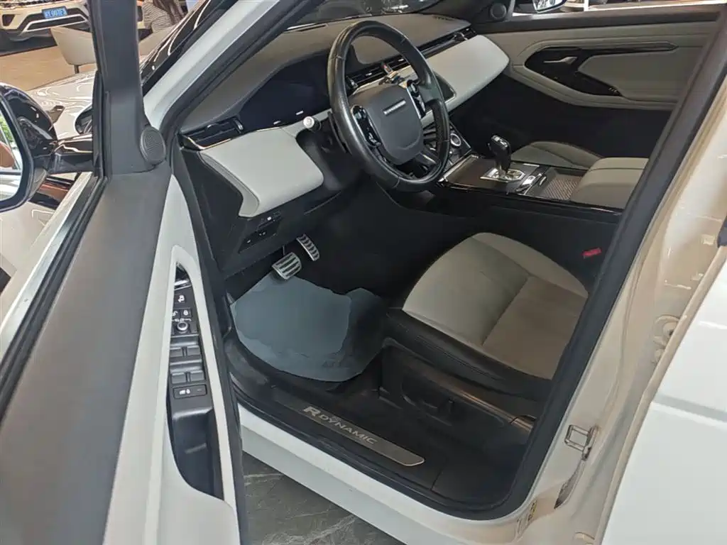 Land Rover Range Rover Evoque 2020 249PS R-DYNAMIC S Sport Edition фото 16