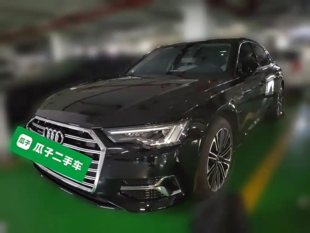 Фото 1 - Audi A6L