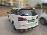 Фото 25 - Baojun 730