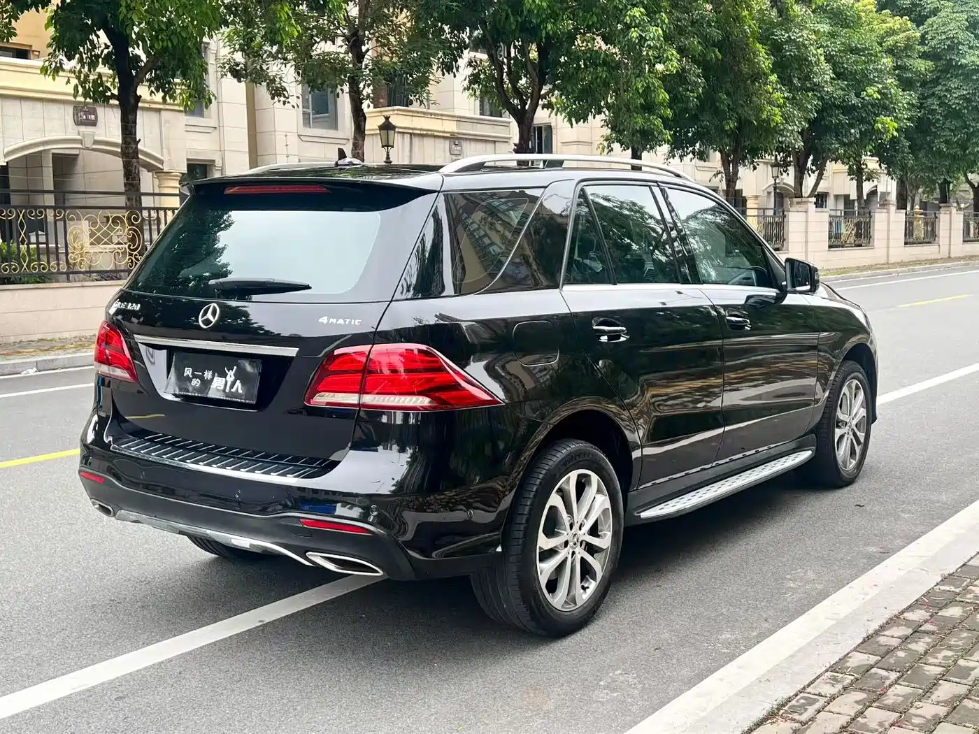 Mercedes-Benz GLE 2016 GLE 320 4MATIC Luxury фото 7