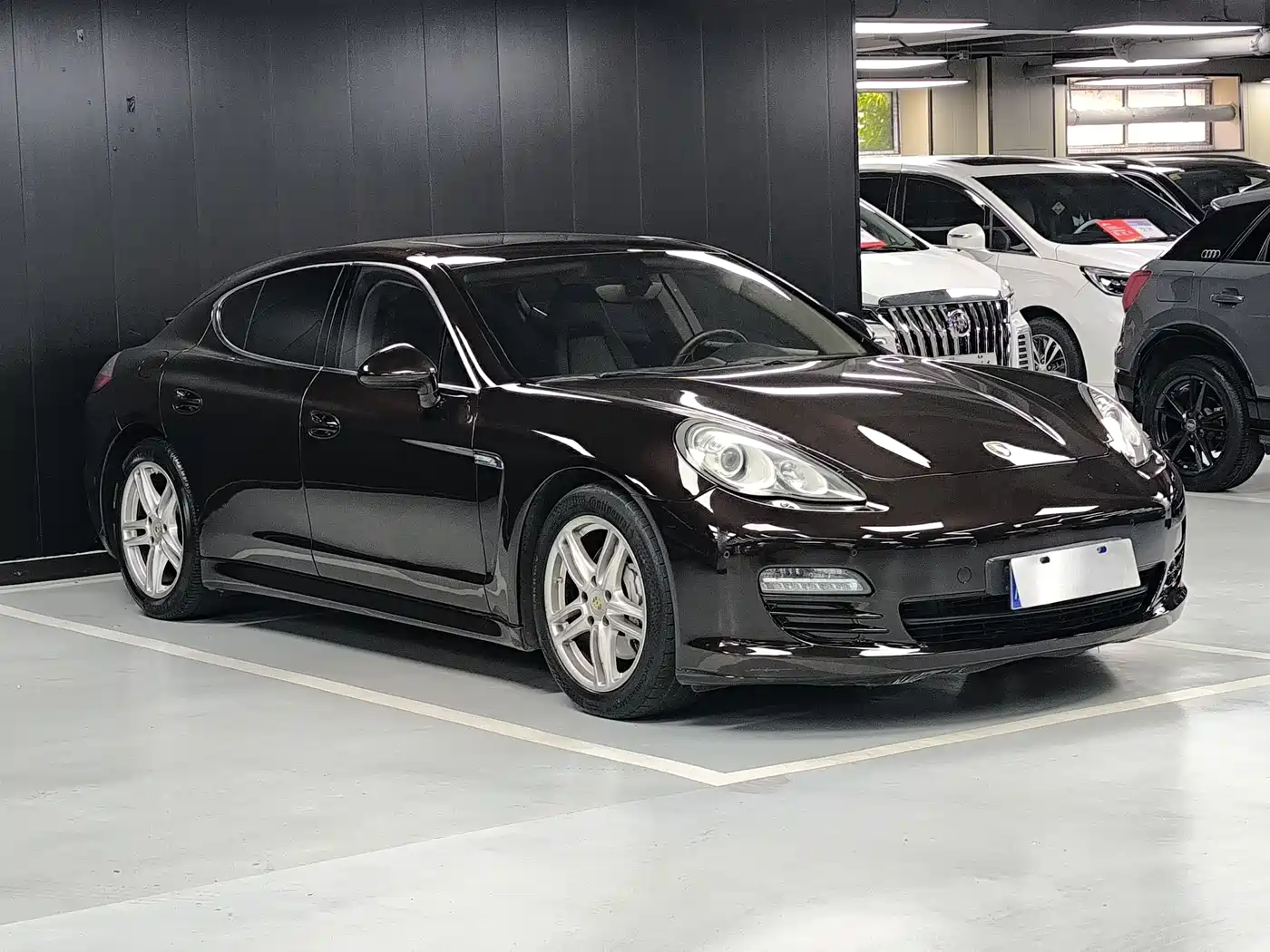 Porsche Panamera 2010 Model Panamera S 4.8L фото 3