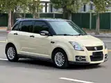 Фото 3 - Suzuki Swift