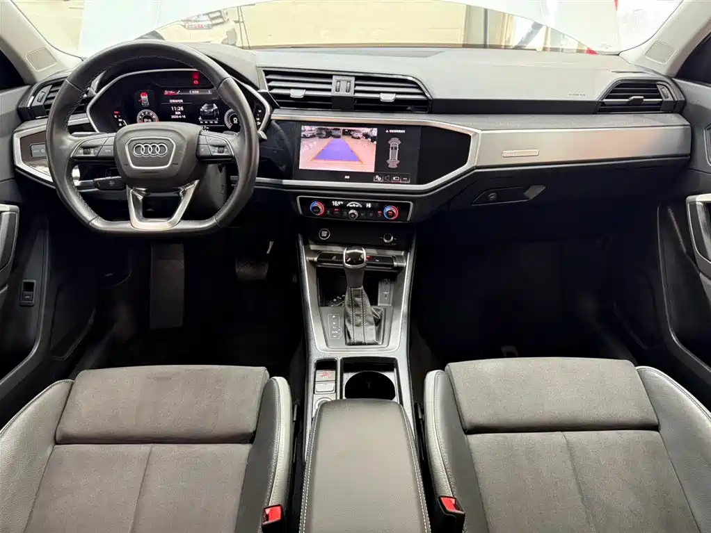 Audi Q3 2023 35 TFSI Fashion Dynamic (1.4T) фото 20