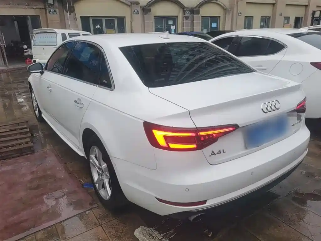 Audi A4L 2018 30th Anniversary 40 TFSI Progressive фото 5