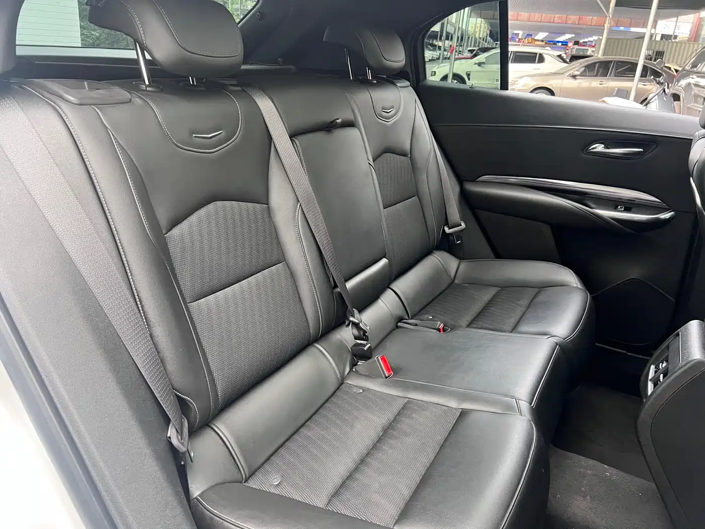 Cadillac XT4 2020 Facelift 28T 2WD Tech фото 25