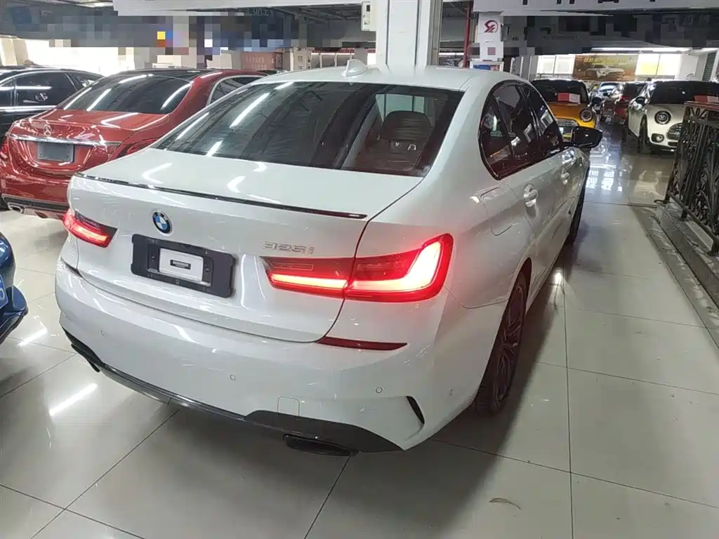 BMW 3-SERIES