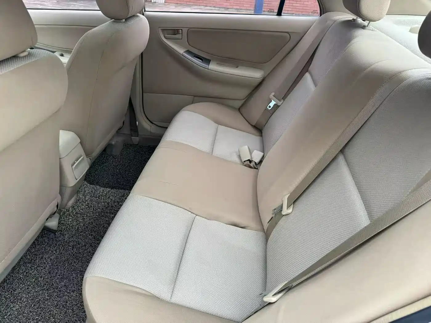 Toyota Corolla 2013 1.6L Automatic Excellence Edition фото 6