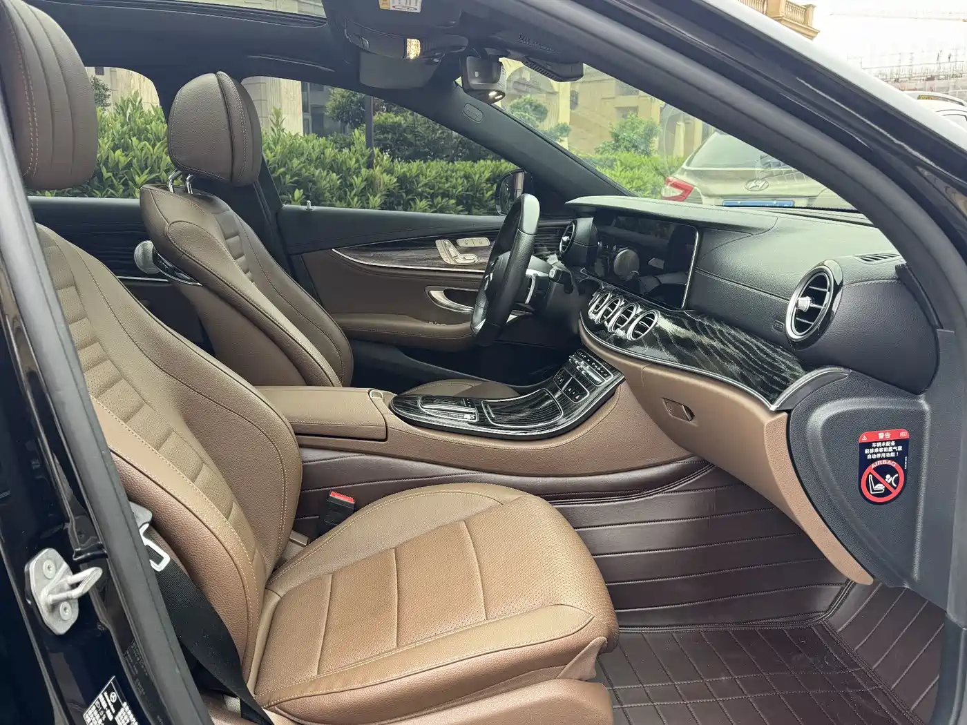 Mercedes-Benz E-Class 2021 E 300 L Fashion фото 12