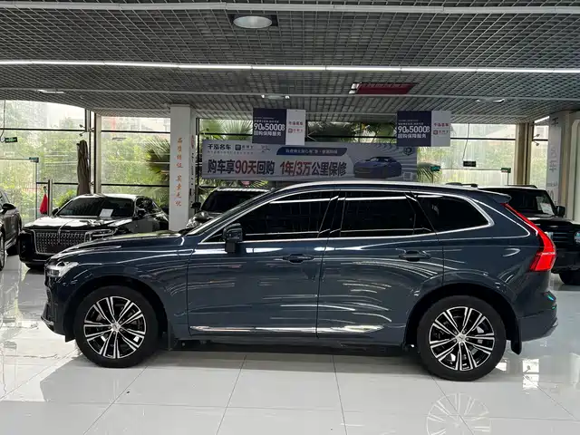 Volvo XC60 2022 B5 AWD Inscription — фото 4