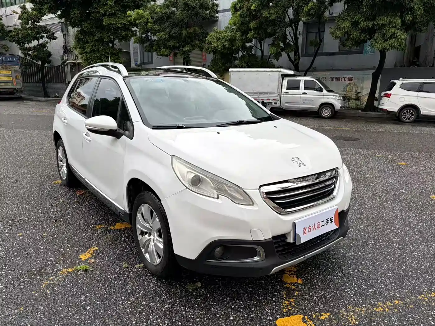 Peugeot 2008 2015 2014 1.6L Automatic Fashion Edition