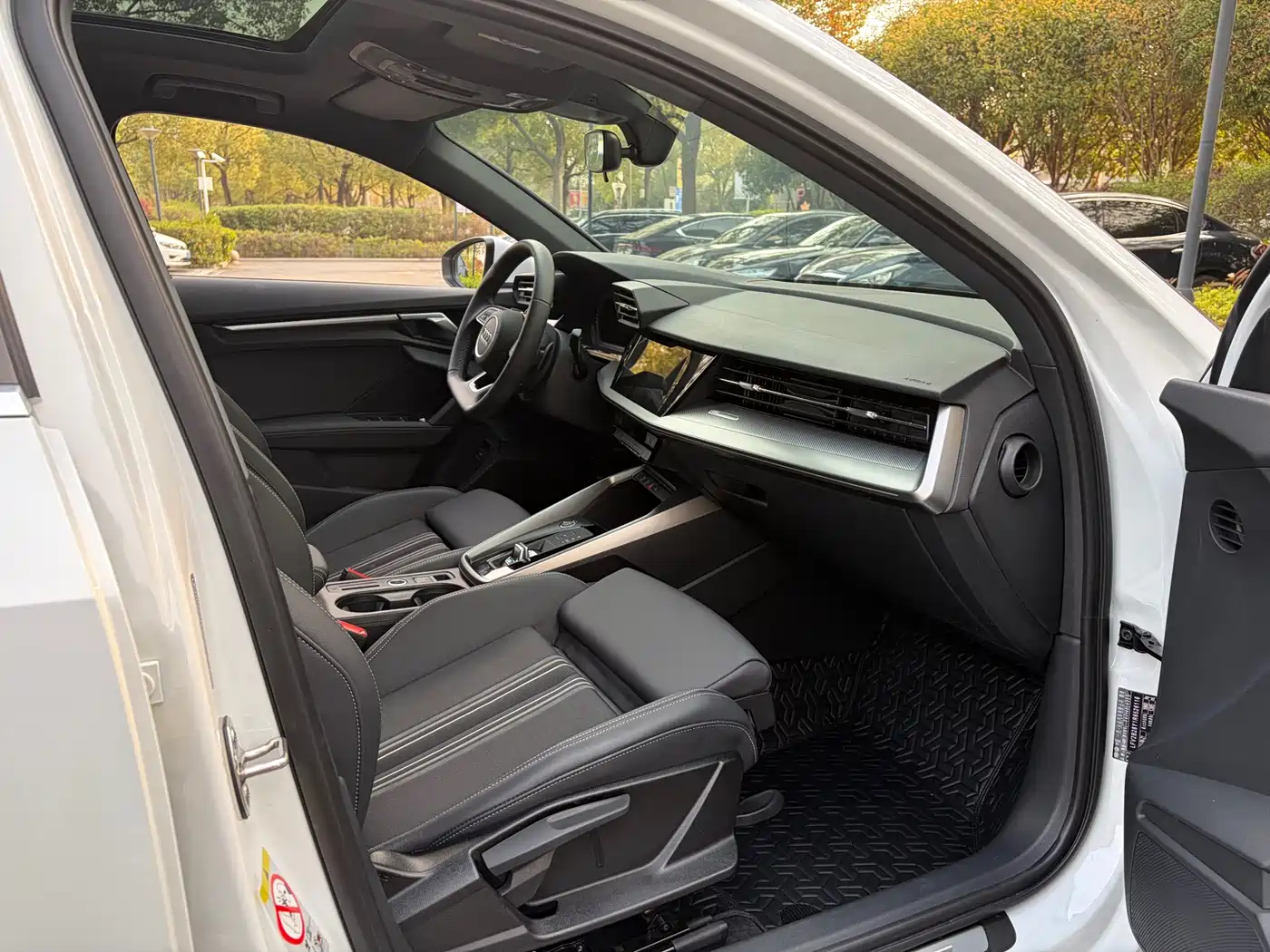 Audi A3 2024 Model Sportback 35 TFSI Fashion Sport фото 6