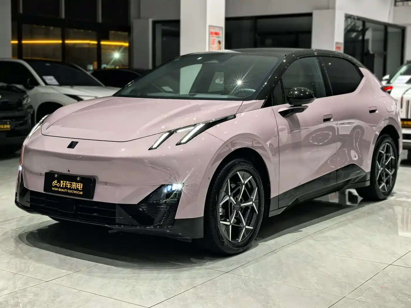Lynk & Co Z20 2025