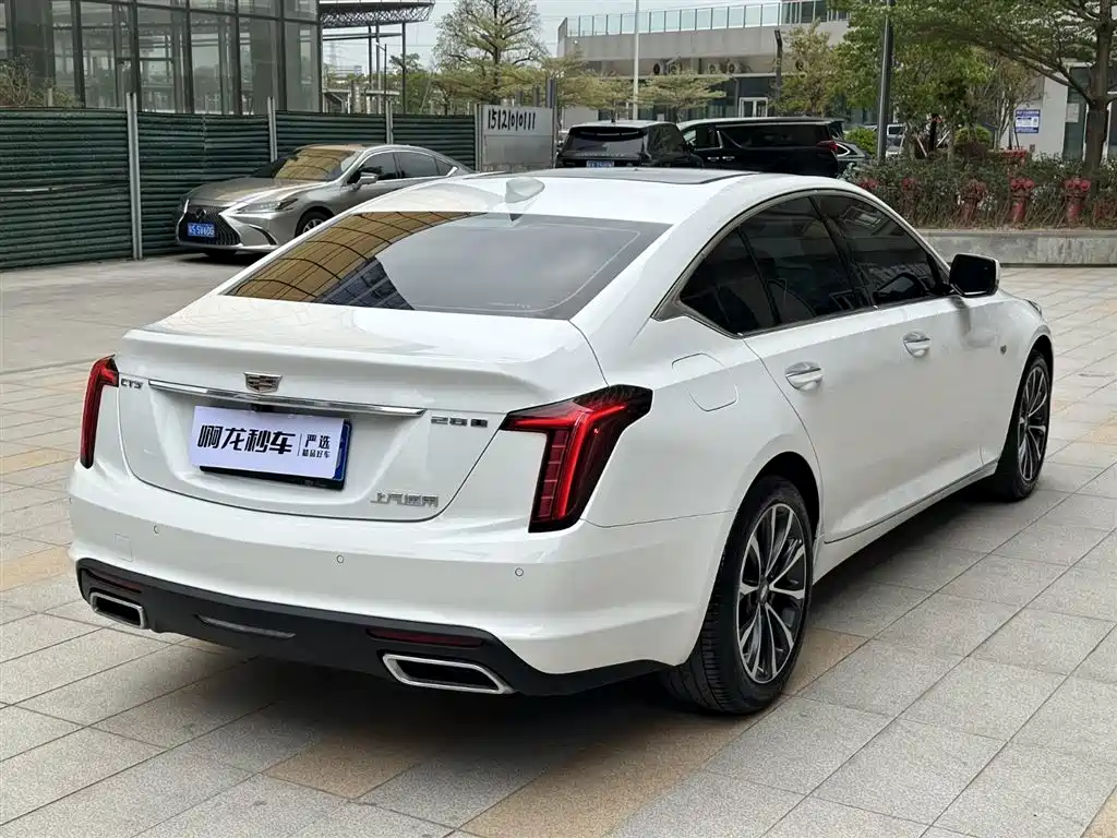 CADILLAC CT5