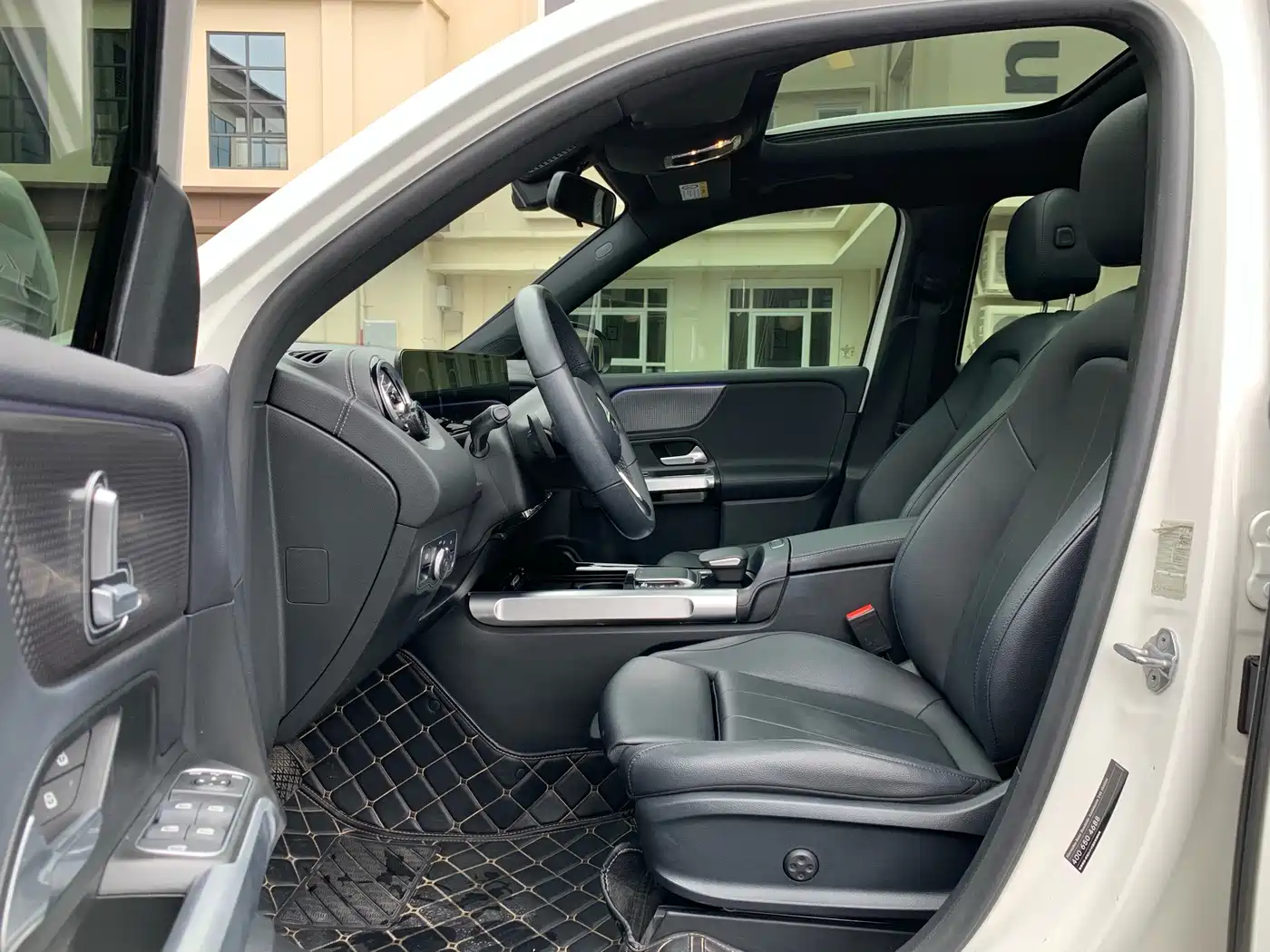 Mercedes-Benz GLB 2021 GLB 200 Dynamic фото 15