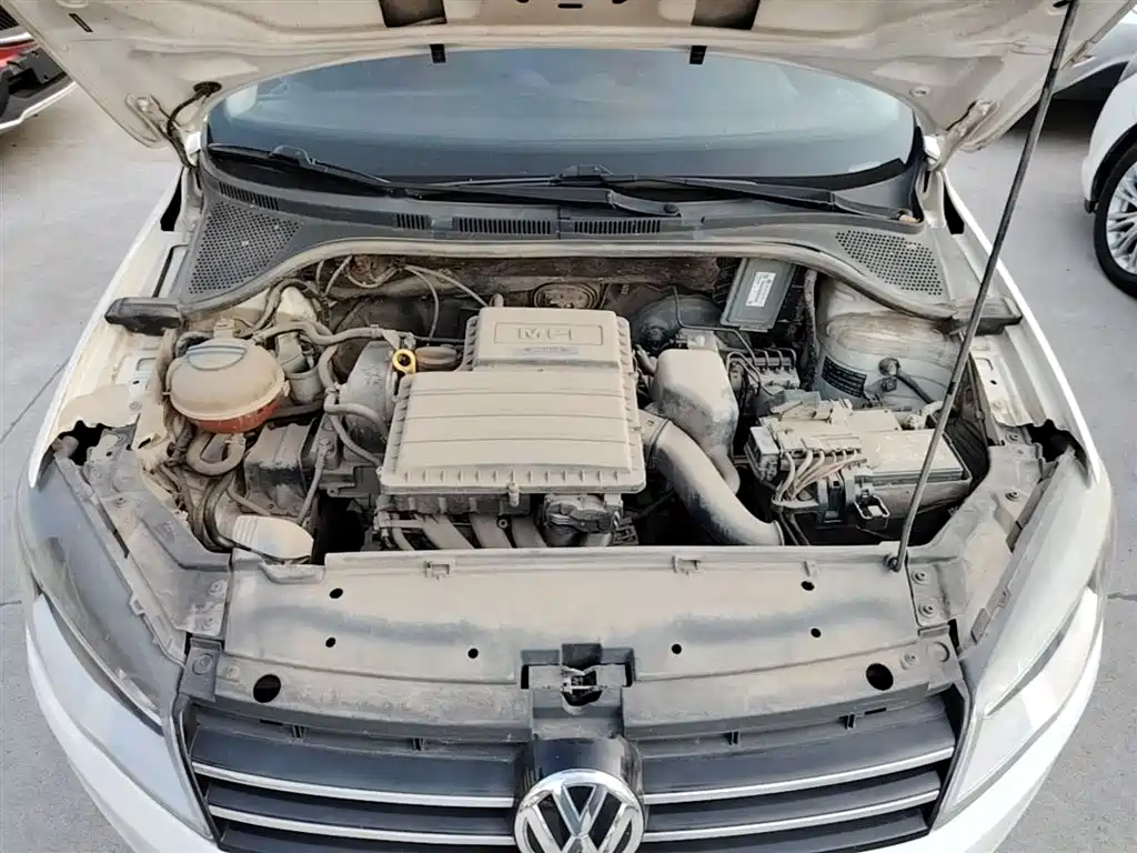 Volkswagen Jetta 2015 1.6L Manual Comfort фото 20