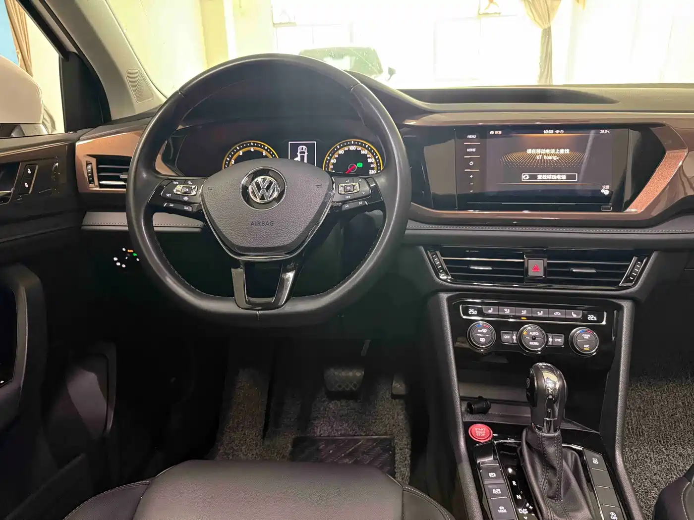 Volkswagen Tharu 2020 Model 280TSI 2WD Luxury Plus China VI фото 15