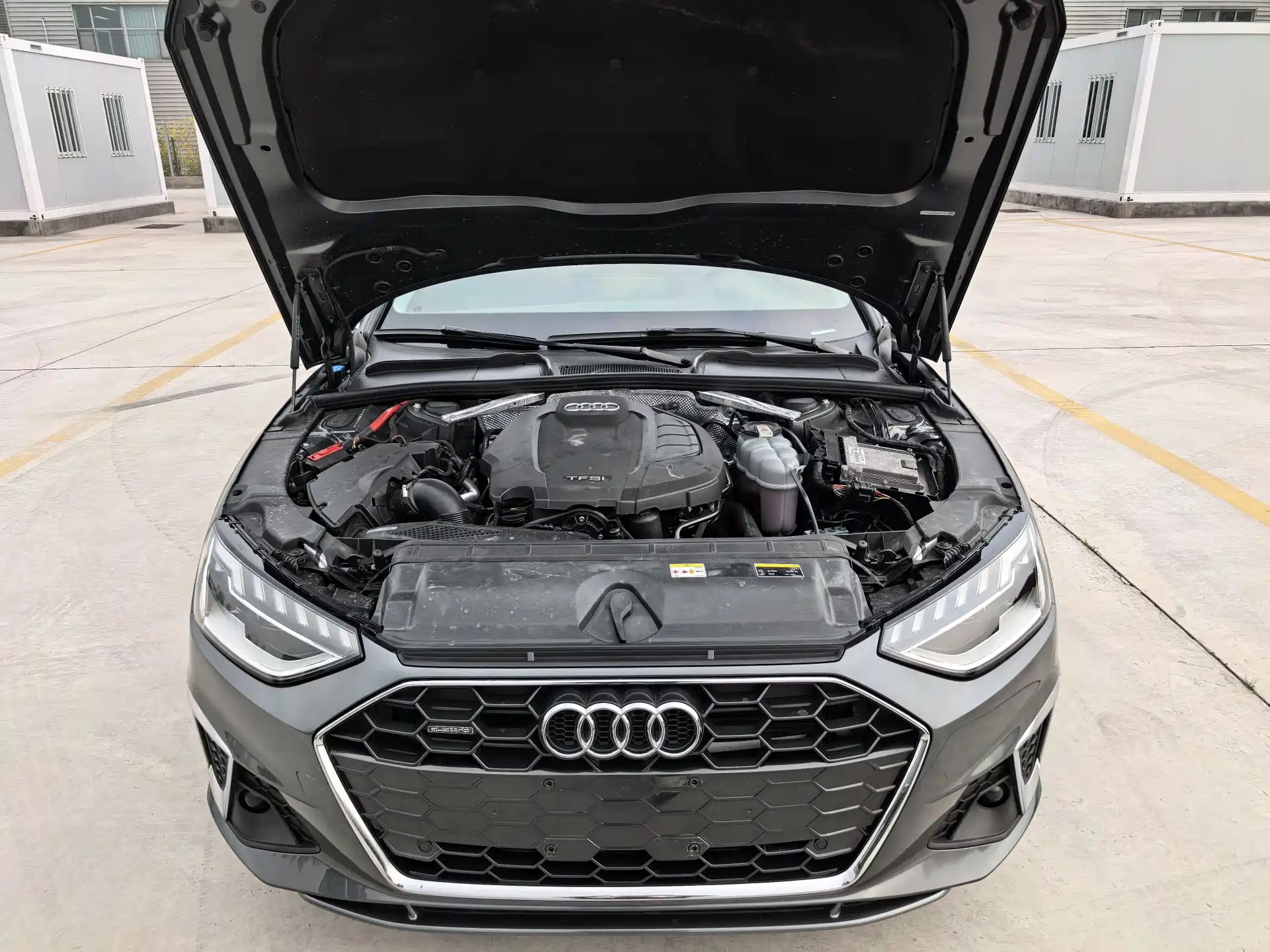 Фото 16 - Audi A4L